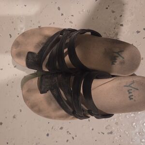 Yuu Black and Tan Strappy Sandals